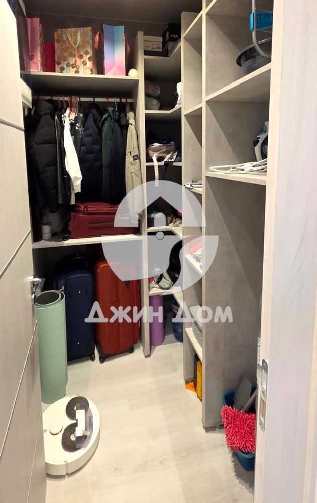 Продава се Двустаен апартамент в Бургас, Славейков - 84 кв.м за 2739 €/кв.м - Снимка #9