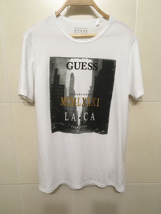 Guess - Tricou dama cu imprimeu