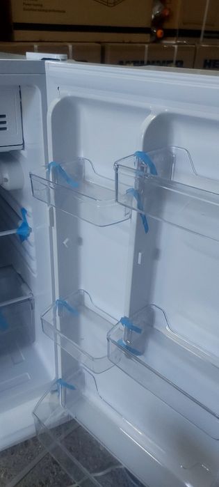 Frigider 121 litri, 12/24v cu compresor si garantie 24 luni