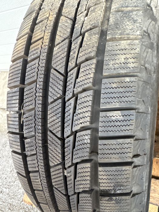 Anvelope iarna 215/55R17