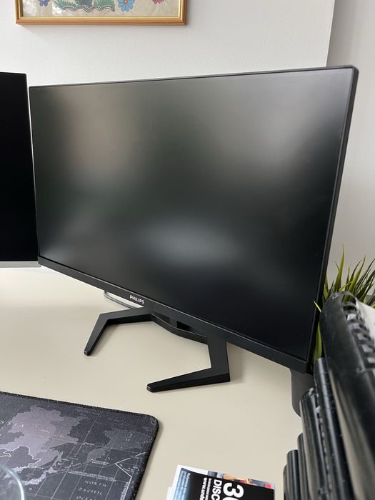 Monitor gaming Philips Evnia 24” 165hz