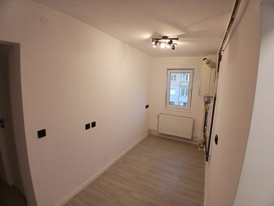 Apartament 3 camere decomandat ultracentral