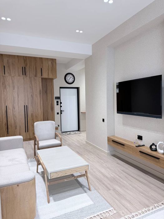 Сдаётся уютная квартира в престижном новостройке Яккасаройском районе