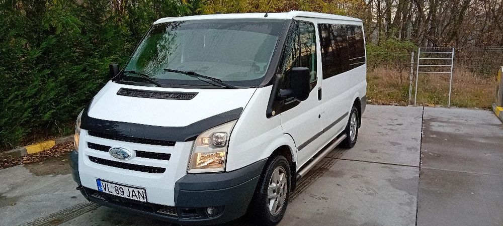 Ford Transit 2.2Diesel 8+1locuri/ unic propietar, klima