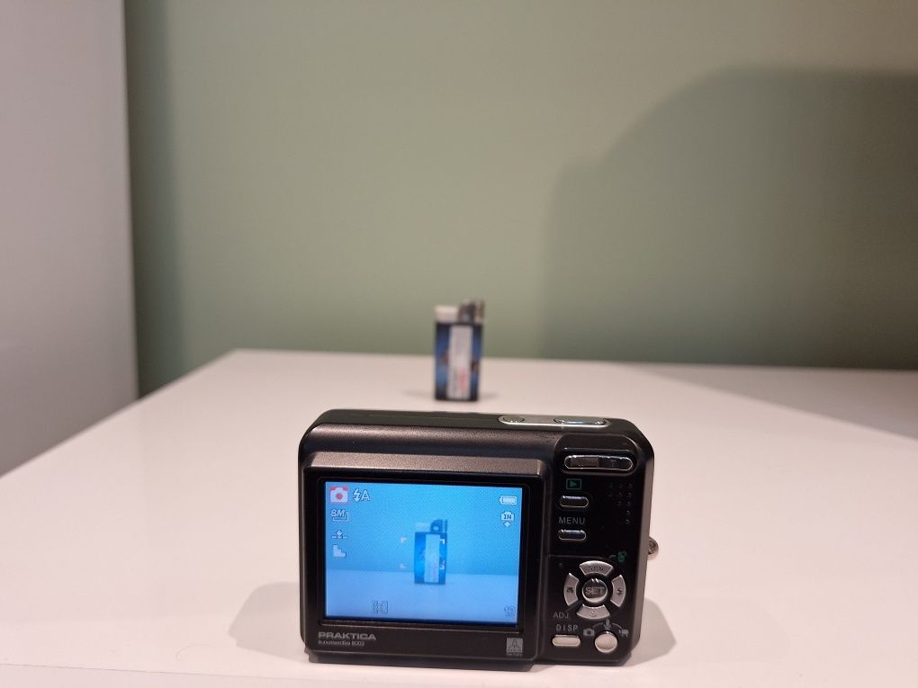 цифров фотоапарат Practica luxmedia 8003
