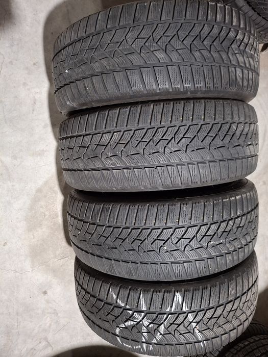 4 Anvelope de iarnă 205 55 r16 Dunlop