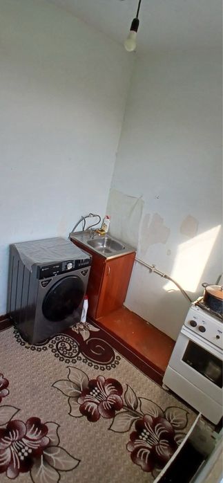 Поодается 1 ком юнусбаад метро Шахристон