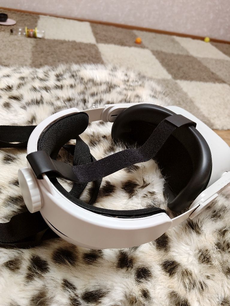 Продам Oculus quest 2