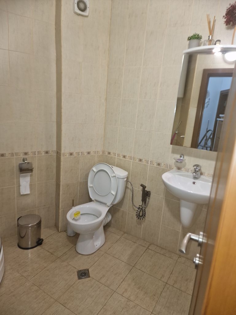 Продава се Тристаен апартамент в Пловдив, Христо Смирненски - 82 кв.м за 1769 €/кв.м - Снимка #9