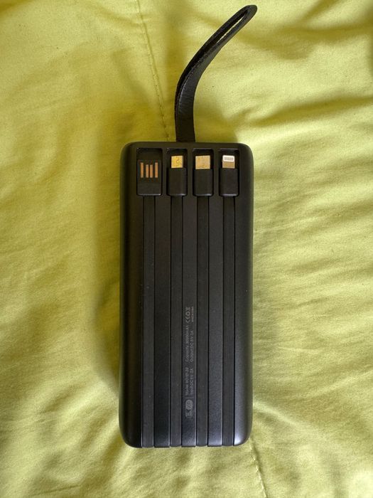 Преносима външна батерия 30 000mAh