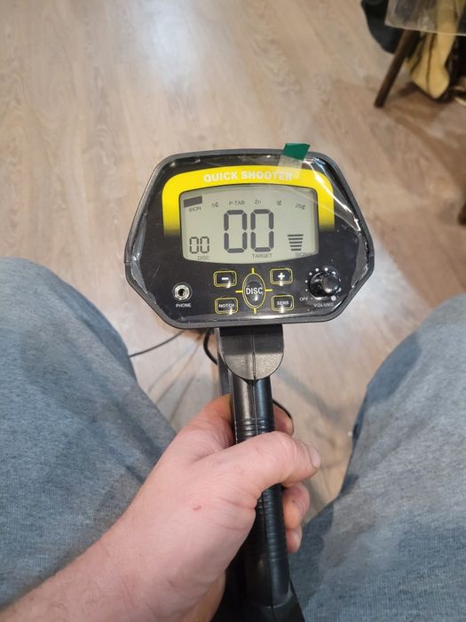 Продам новый металло искатель. Не разу не пользовался.