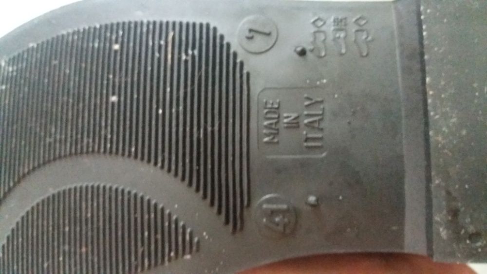 Vand cizme din guma.