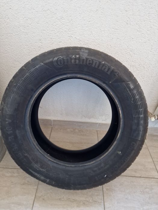 Vând anvelope Continetal EcoContact 5 215/60 R16 vară