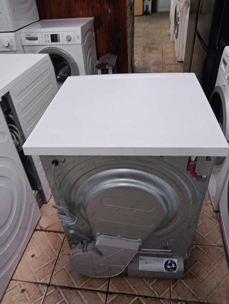 Сушилня с термопомпа Аег Aeg Protex Plus 8кг А+++ 24месеца гаранция!