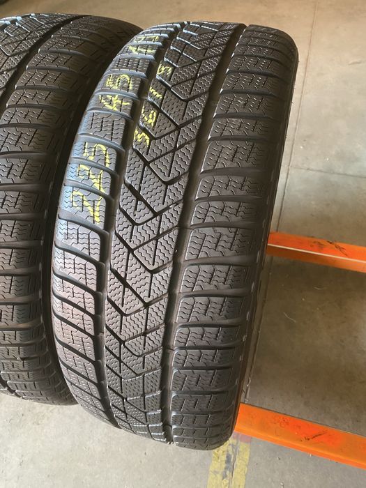 Anvelope Iarna 225/45/19 Pirelli Sottozero 3 225 45 19 R19