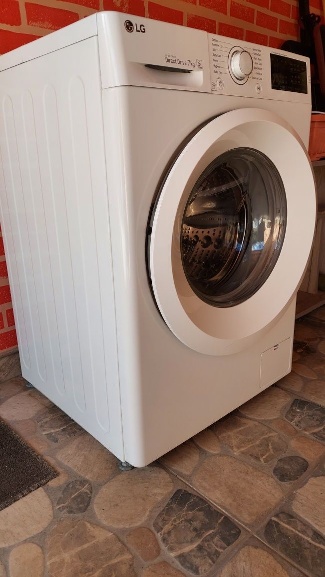 Пералня LG - 7 kg, Inverter Direct Drive