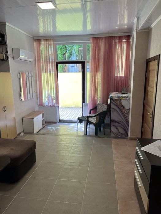 Продава се Тристаен апартамент в Варна, Бриз - 64 кв.м за 1079 €/кв.м - Снимка #5