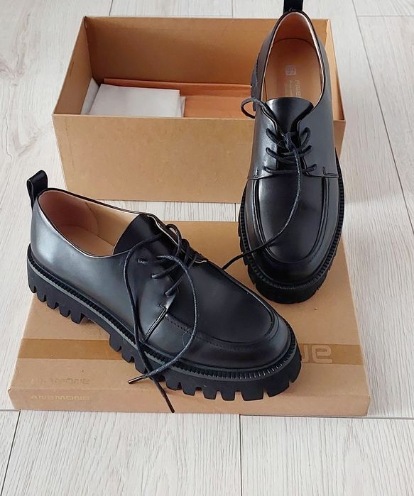 Продам новые ботинки!