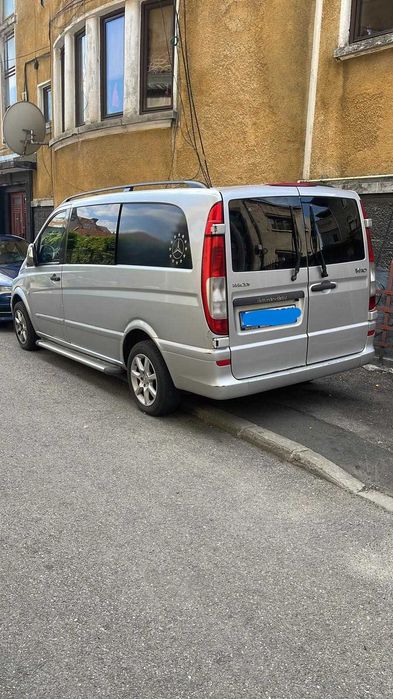 Mercedes vito 2,2 Diesel 5+1 locuri +loc de marfa+Statie+Navigatie+Tv