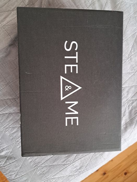 Нови спортни обувки