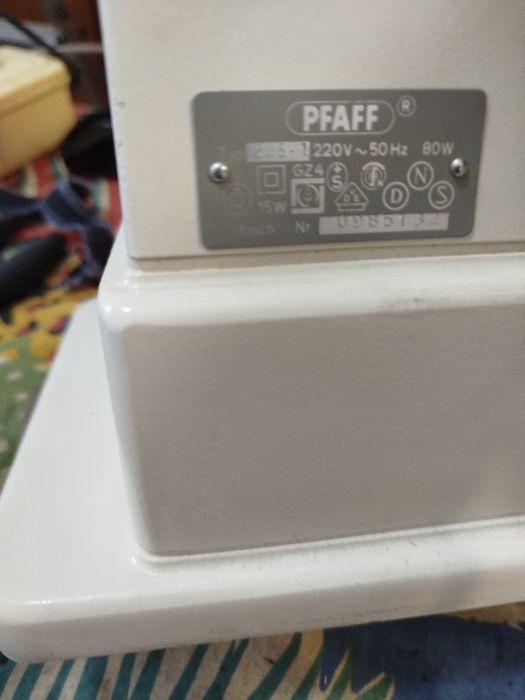 Mașină de cusut   pfaff cu graifăr rotativ idustrial