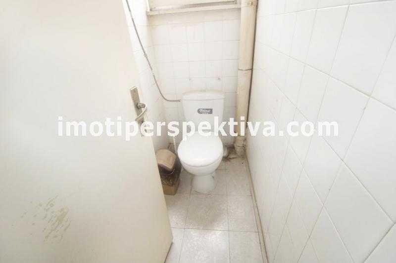 Продава се Тристаен апартамент в Пловдив, Кючук Париж - 100 кв.м за 1300 €/кв.м - Снимка #9