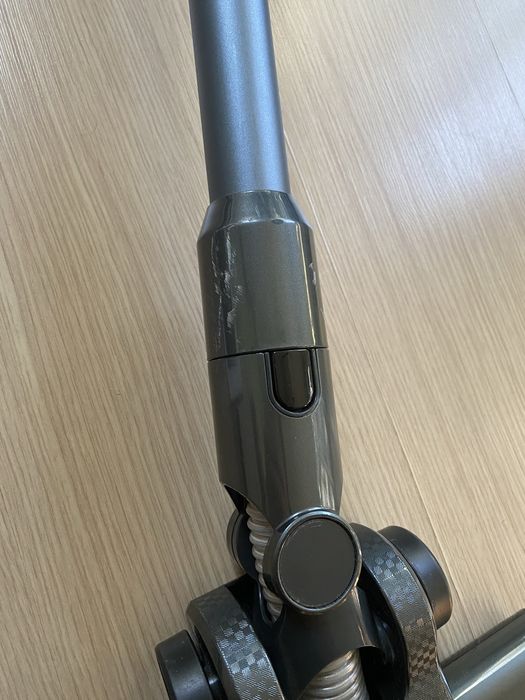 Безжична вертикална прахосмукачка AENO SC3 с гаранция