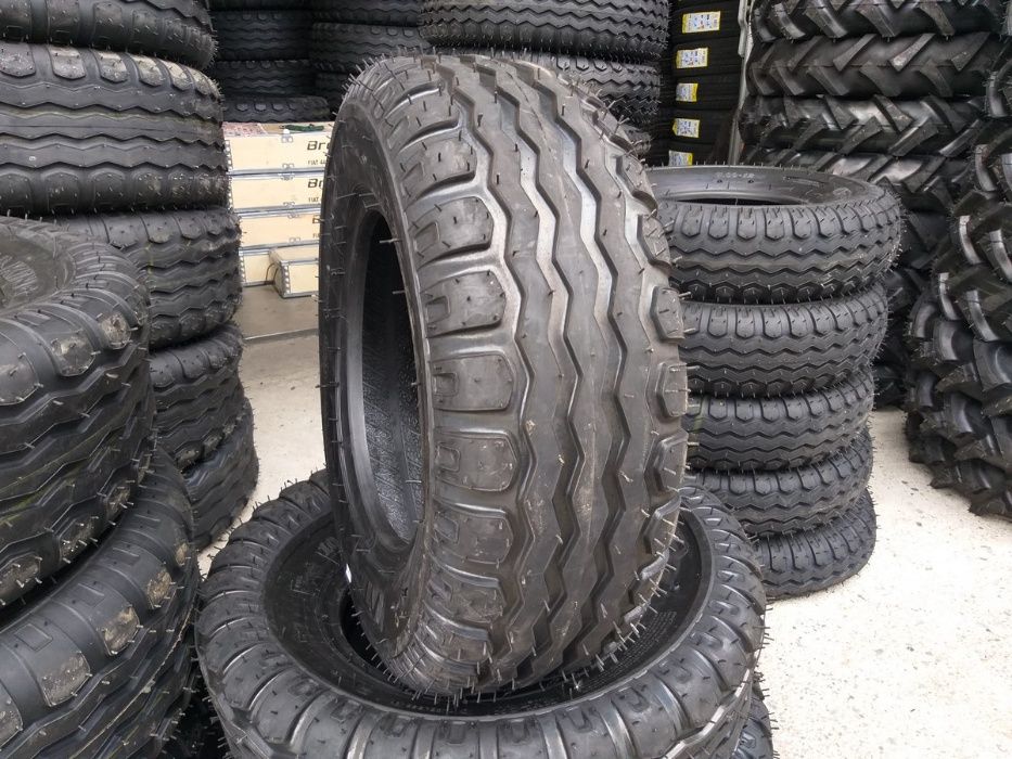 Cauciucuri 10.0/75-15.3 MRL cu 12 PLY avem si 10.0/80-12 sau 11.5/80
