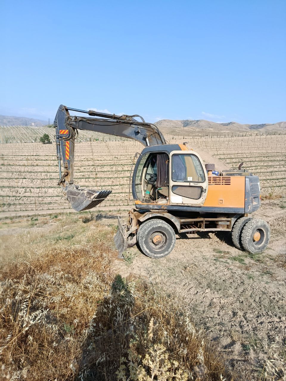 Exkavator 130 Volvo 2000 yil