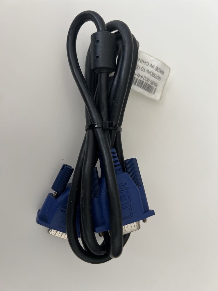 Кабел за монитор VGA