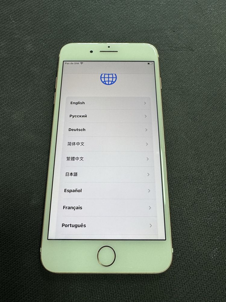 iPhone 7 Plus 32gb - заключен с айклауд