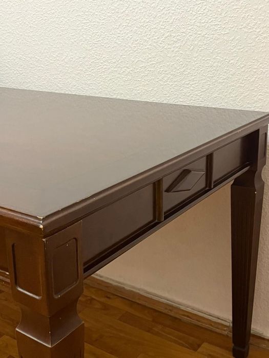 Стол из дерева + 4 стульчика