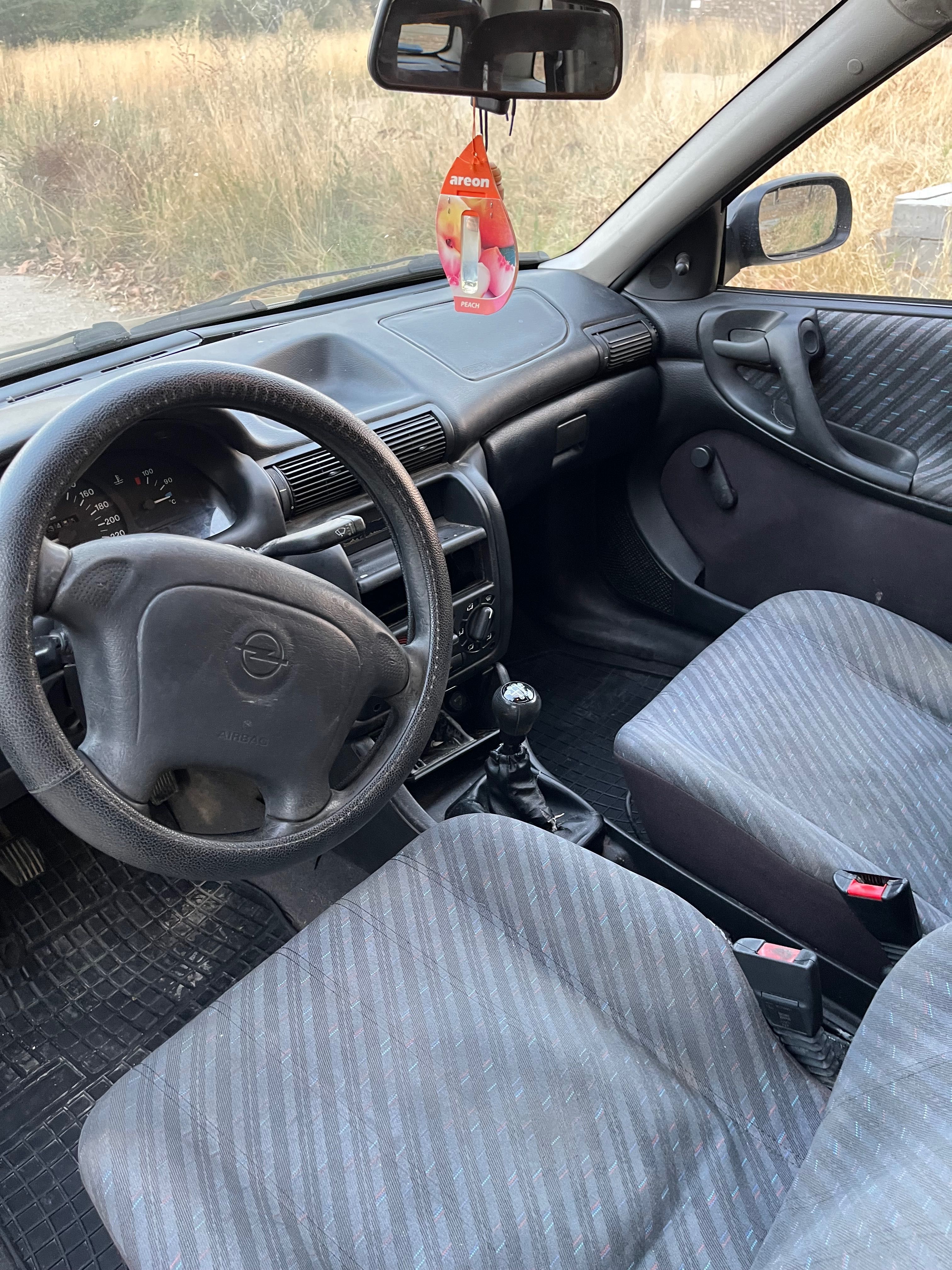Опел Астра 1.4 газ бензин 60hp