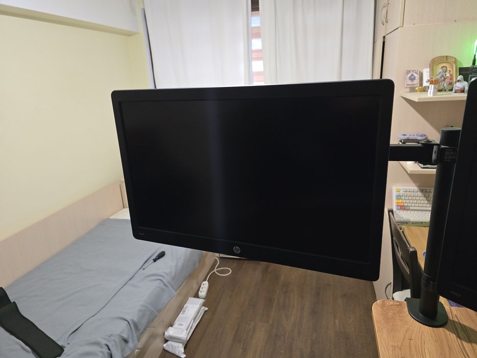 Монитори HP P223 – 21.5” Full HD 1920×1080, перфектно състояние