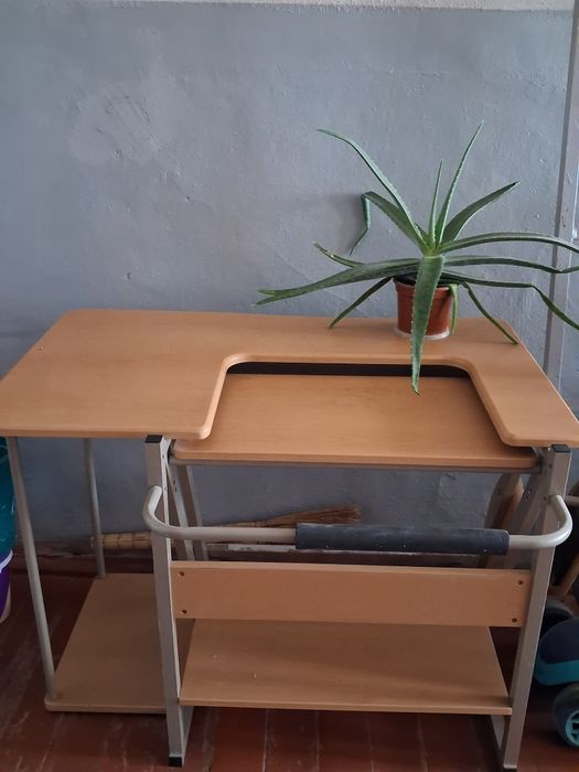 Компьютерный столик