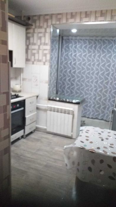 cдам 1 комнатную квартиру 8 мкр