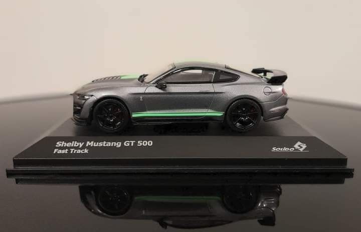 Shelby Mustang GT 500 Fast Track 1:43 Solido