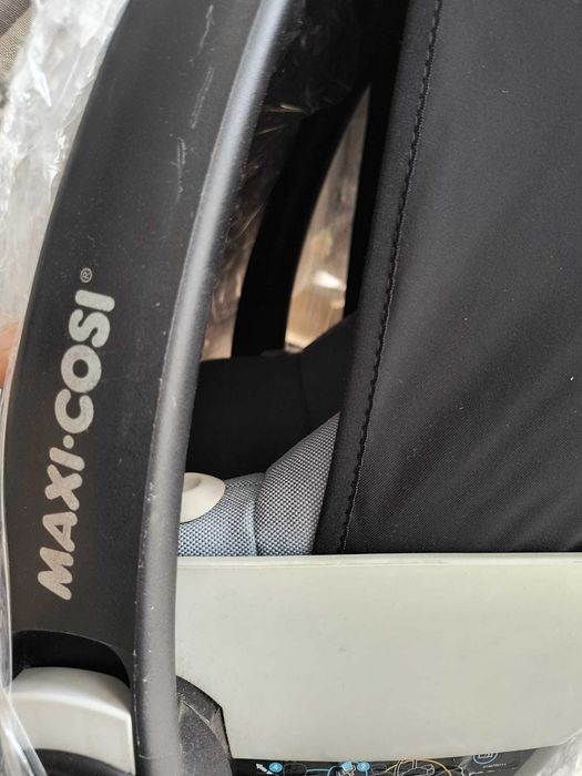 Scoica auto Maxi Cosi Pebble i Size, spalata si igienizata profesional