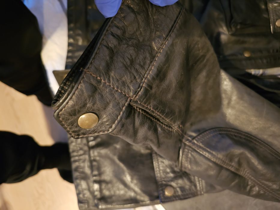 Geaca din piele Belstaff Panther 1966 mărimea 44