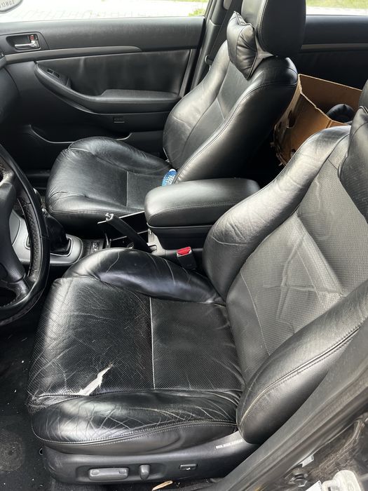 Toyota Avensis T25 2.2D 2007