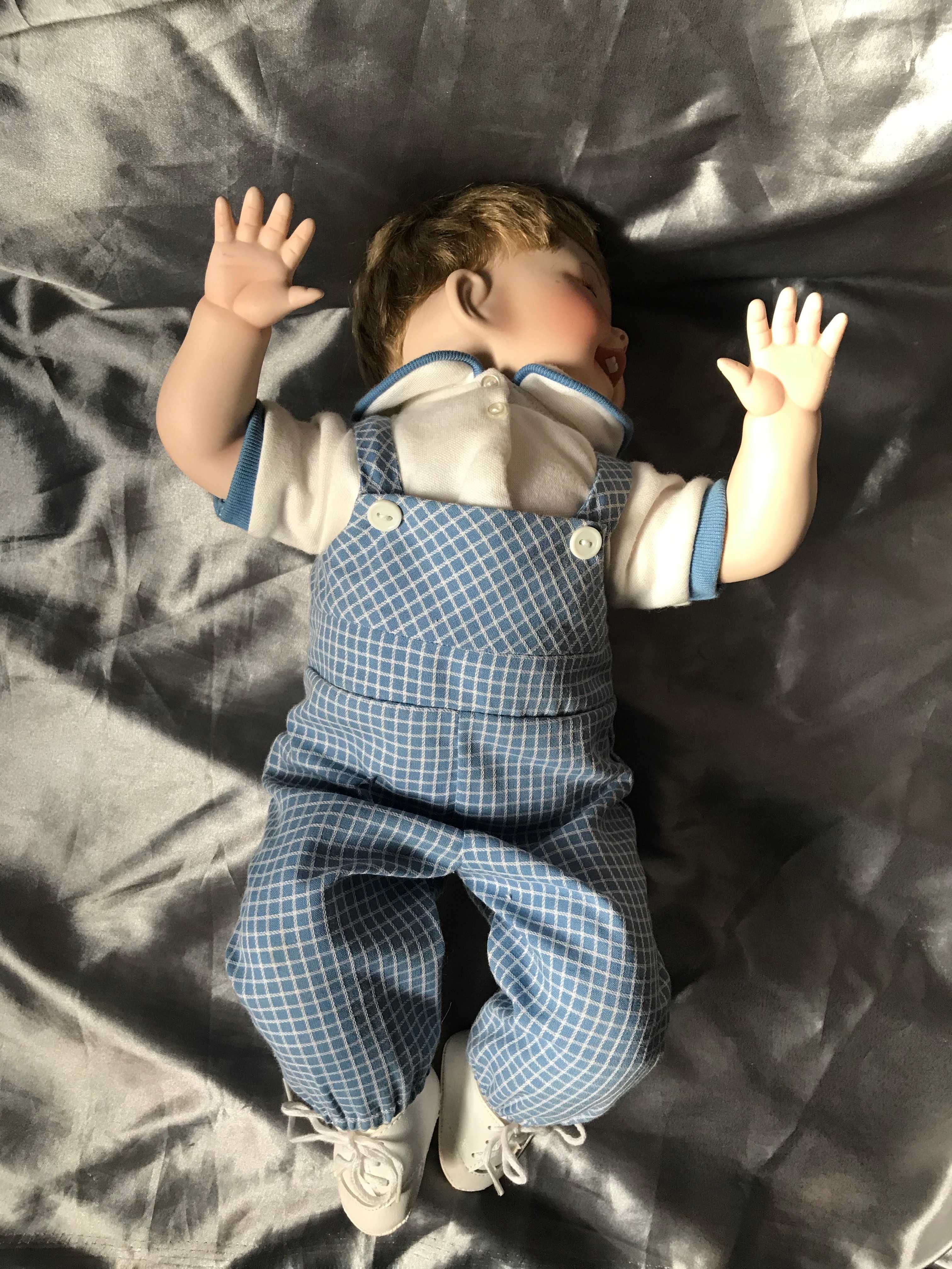 композиционная игрушка кукла мальчик с лягушкой