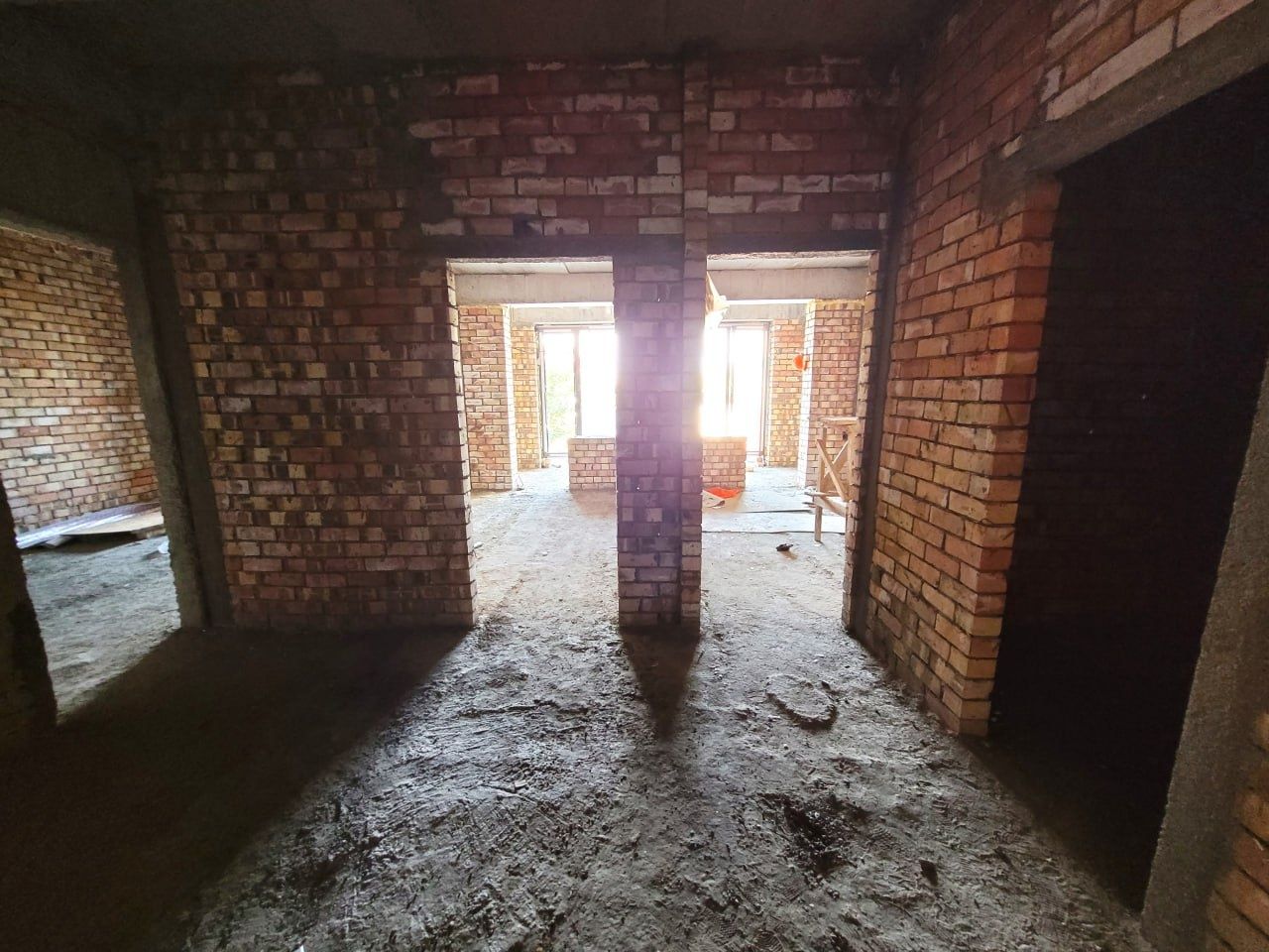 Задача купить Квартиру в Новостройке с Кадастром 80 м² в Центре