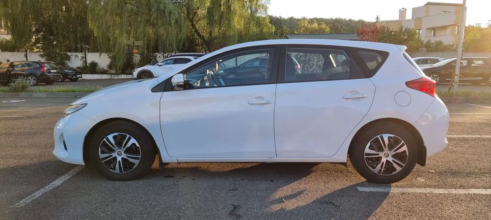 Toyota Auris Stare buna