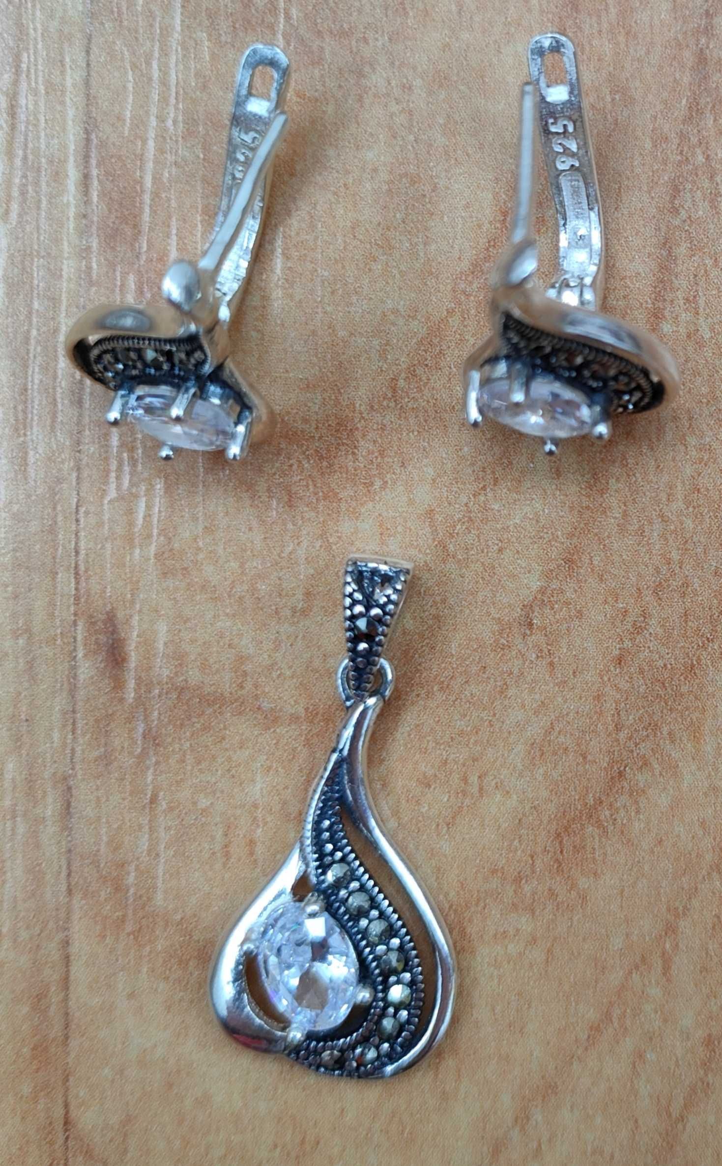Set bijuterii argint (pandantiv, cercei)
