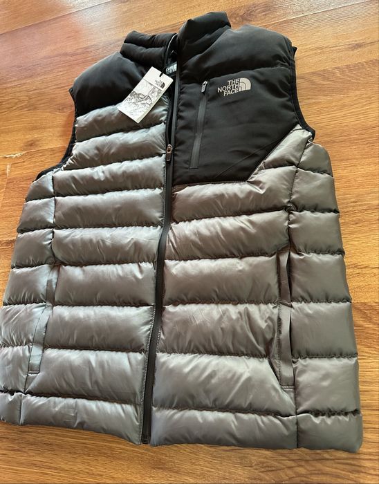 Мъжки елек The North Face в сиво с черно