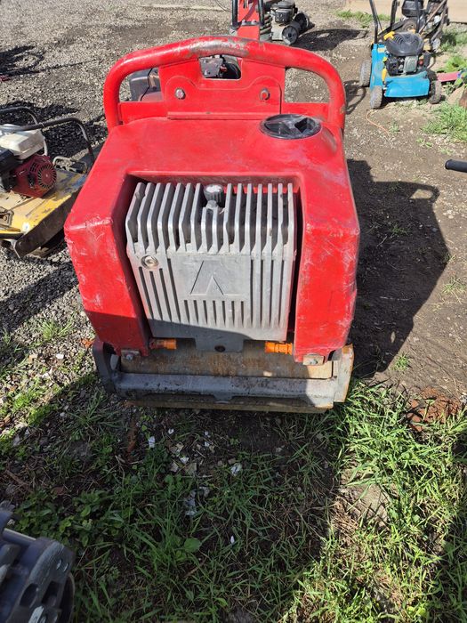 Vand sau inchiriez Cilindru compactor ammann