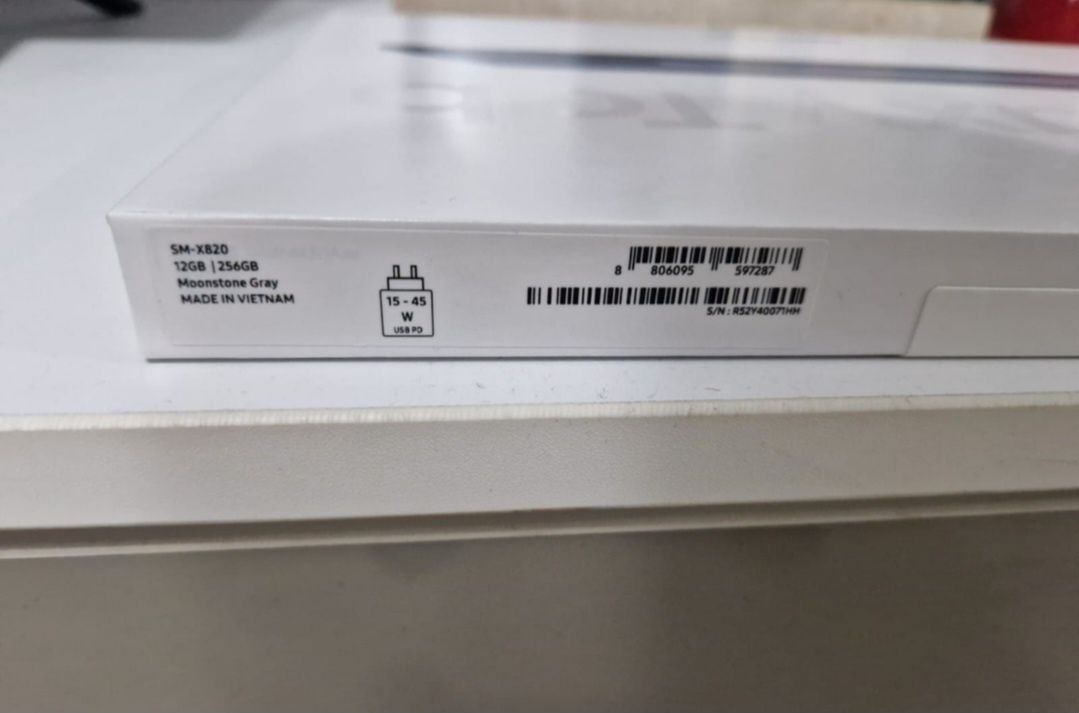 De vazare tableta samsung galaxi tab s10+