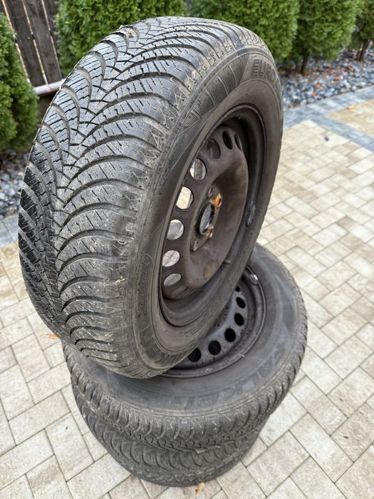 195 65 R 15 roti iarna vw audi sear skoda  6 mm dot 2021