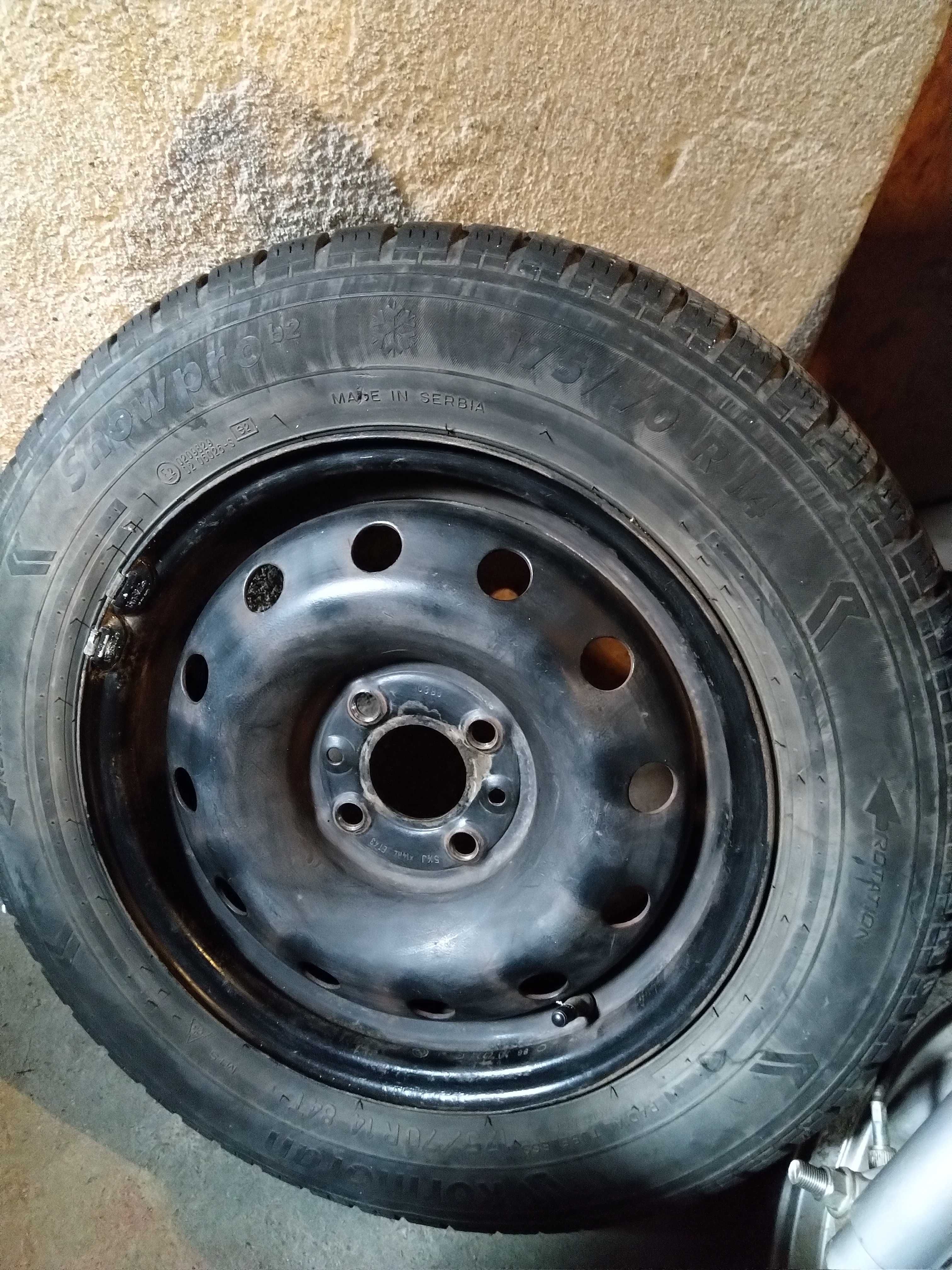 Продавам джанта с гума 14"