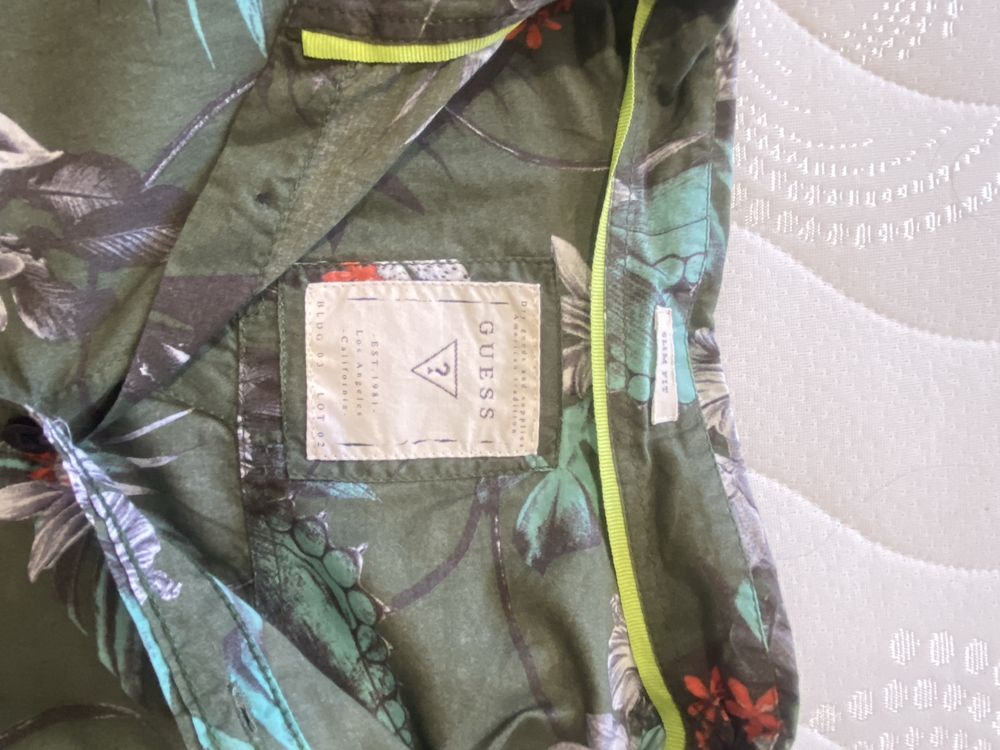 Мъжка риза GUESS
